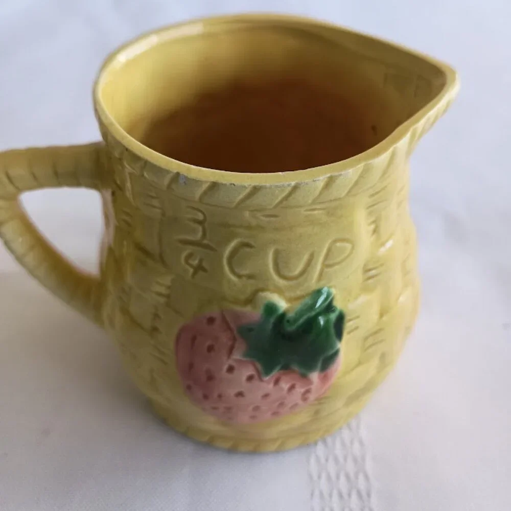 Vintage Ceramic Strawberry Basket Weave Pitcher Measuring Cup Set